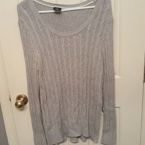 Adorable grey sweater